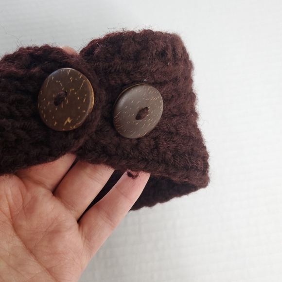 Candies Womens Knit Adjustable Cable Knit Headband Ear warmer Embellished Boho - Picture 6 of 6